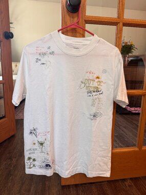 Abercrombie & Fitch A&F Essentials Oversized Graphic Tee Small White, Out of Off